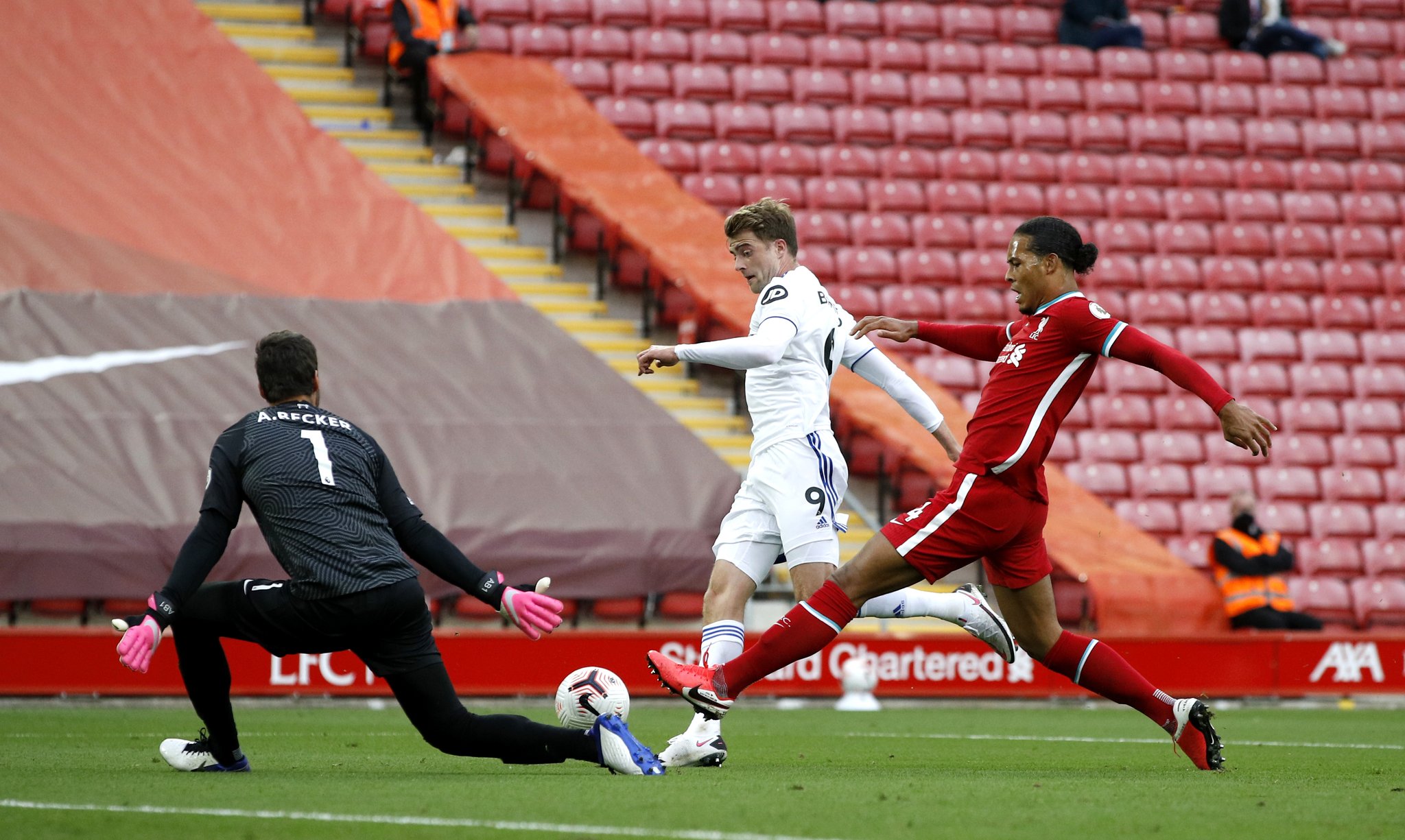 员心态的影 员心态的影